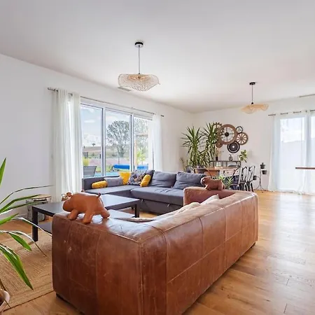 Maison Charme Et Confort - Piscine Chauffee *