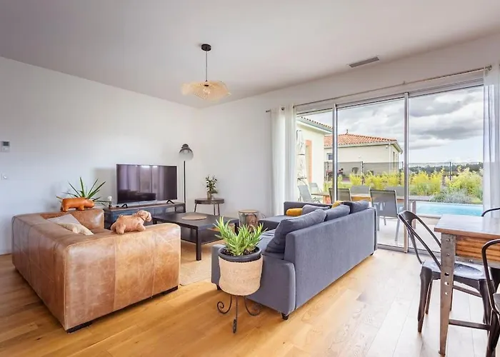 Maison Charme Et Confort - Piscine Chauffee Tarabel