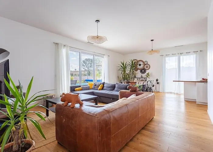 Maison Charme Et Confort - Piscine Chauffee *